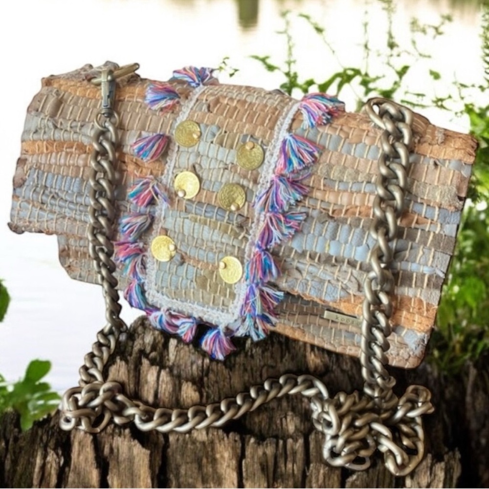 Kooreloo large tan pink leather woven purse